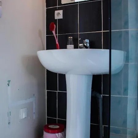 Apartment Bureau Lesparre-medoc, Les Pins